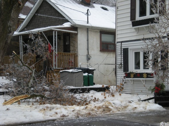 Hydro meter ripped off house