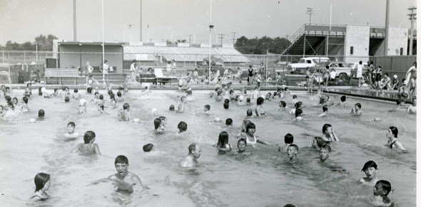 Birchmount outdoor pool. Courtesy Scarborough Archives.